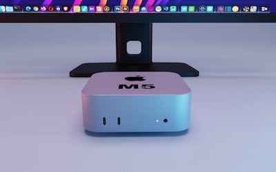 Este mini PC Intel Core i5 con triple soporte 4K tiene un descuento de $141 hoy