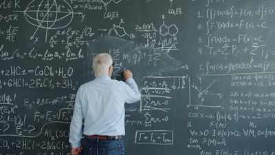 Explicaciones de cambio de fuerza en argumentación cuantitativa