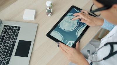 Cómo la inferencia activa mejora el tratamiento del cáncer