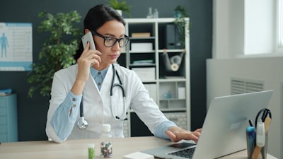 Los líderes top en automatizar la comunicación con pacientes en Alicante