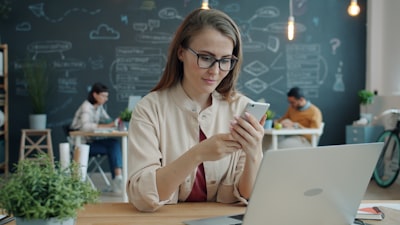 ¿Qué tan rápido se ven resultados financieros con una app móvil personalizada?