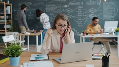 Intranet con comunicación de crisis: soluciones líderes en Barcelona