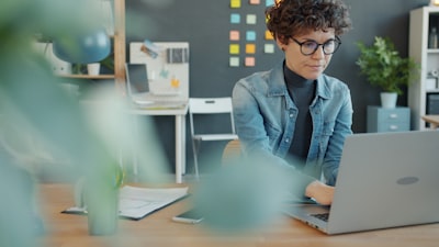 Automatización para un trabajo remoto más sostenible