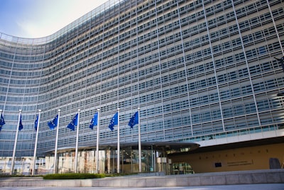 Comisión Europea investiga ciberataque