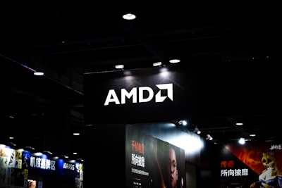 AMD lanza GPU de ranura para empresas con curiosidad por la IA
