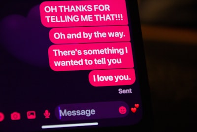 La evolución del discurso sobre el romance humano-AI en Reddit