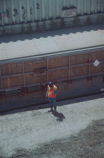 Acceso 24/7 a un trabajador agéntico desde cualquier lugar