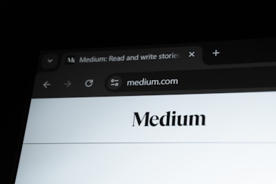 Migrar extensiones de JDE a empresa web moderna en Málaga.