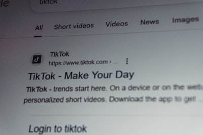 Cómo crear videos virales en TikTok con inteligencia artificial