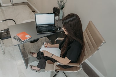 ¿Cómo probar contratar a un empleado virtual de IA antes de comprarlo?