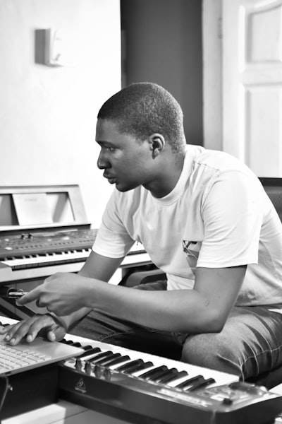 Cómo crear canciones con generadores de AI gratuitos