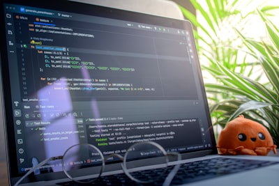 Retorno de inversión del socio de desarrollo de software en Alicante