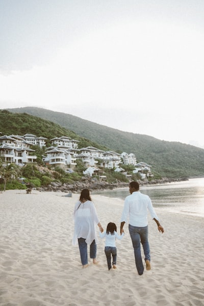 Planifica tus vacaciones en familia con la ayuda de un asistente de viajes AI