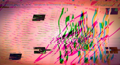 Gráficos de conocimiento espacio-temporal persistente a partir de vídeos egocéntricos