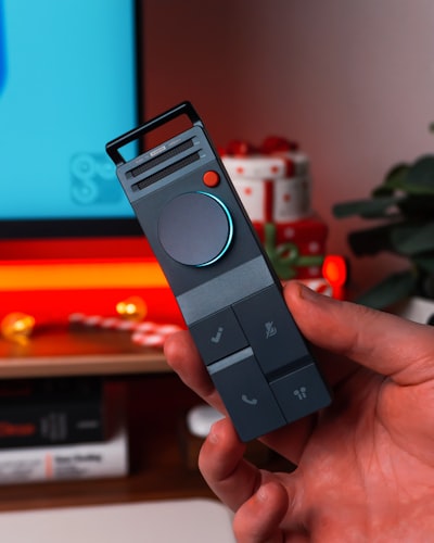 Este control remoto de $20 puede ser la mejor inversión para tu hogar inteligente