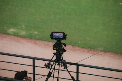 KPIs para medir éxito de video de portavoz de IA