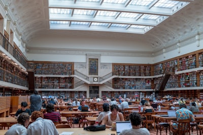Top 50 Expertos en reserva de academias y automatización de facturación en Sevilla