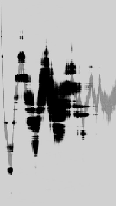 Aprendizaje por transferencia para predicción de ruido tonal en VRF con señales termodinámicas y de vibración