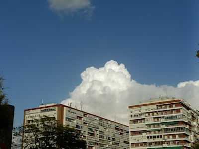 Las nubes híbridas tienen dos superficies de ataque