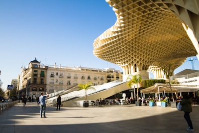 Top 20 expertos en beneficios de los empleados de IA en Sevilla